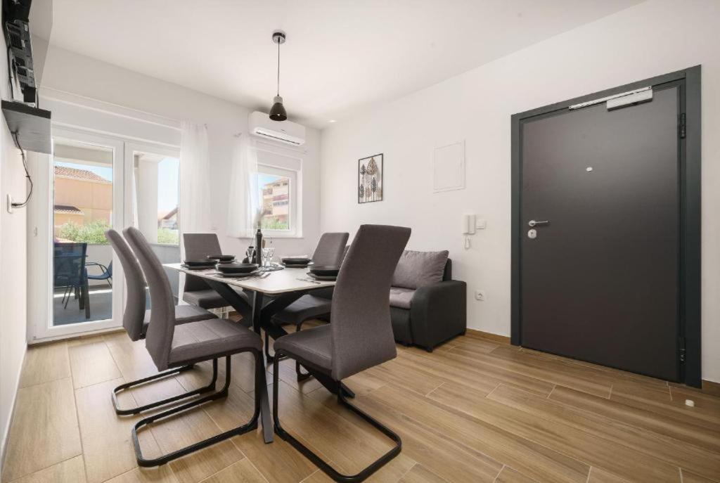 Apartment Stefanio Vodice Zewnętrze zdjęcie