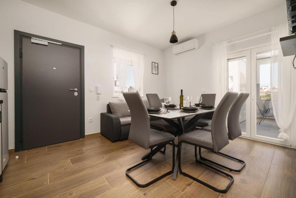 Apartment Stefanio Vodice Zewnętrze zdjęcie