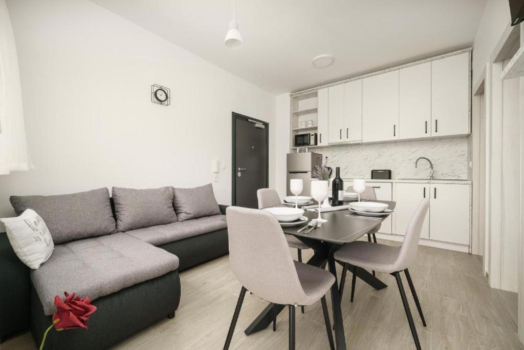 Apartment Stefanio Vodice Zewnętrze zdjęcie